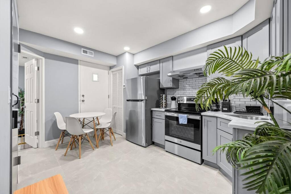New! Cozy Apt In Center City! Filadélfia Exterior foto