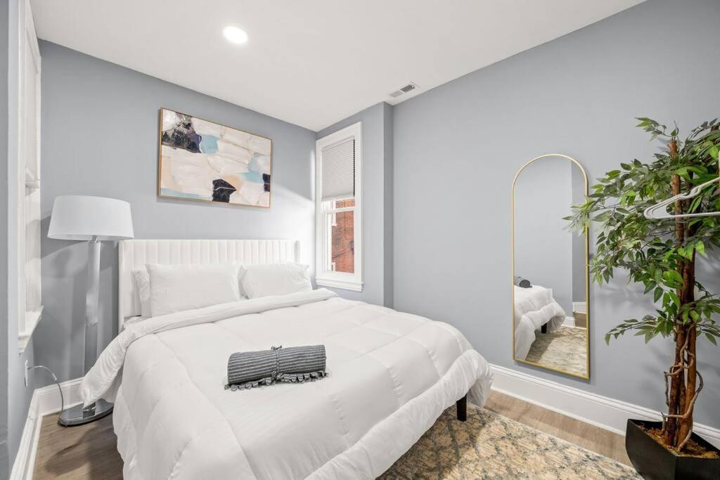 New! Cozy Apt In Center City! Filadélfia Exterior foto